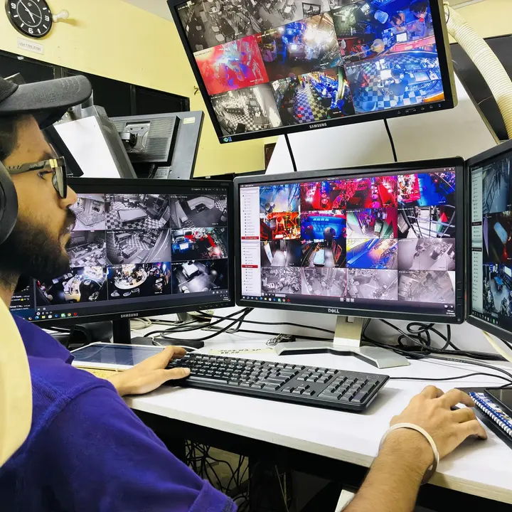 GCCTVMS operators watching client camera feeds
